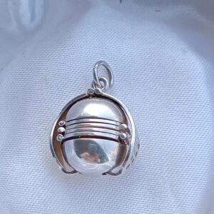 Sterling silver 'Brag' ball pendant / photo memory locket