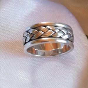 Sterling silwer ring met 'vlegdetail'