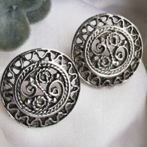 Sterling silwer oorbelle met fyn filigree detail