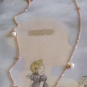 Italian Rose gold plated (on sterling silver) chain with pretty pearl detail