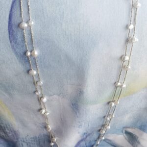 Gorgeous & elegant long freshwater pearl necklace