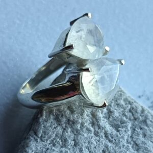MAGNIFIQUE 🌸 Faceted Double Moonstone & Sterling silver ring