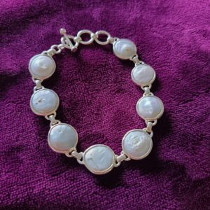 Coin pearl & sterling silver bracelet