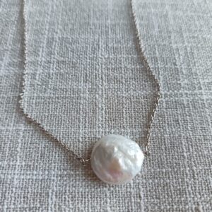 Baroque pearl necklace